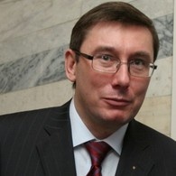 Юрий Луценко намекнул, что за кандидатов от Удара голосовать не стоит