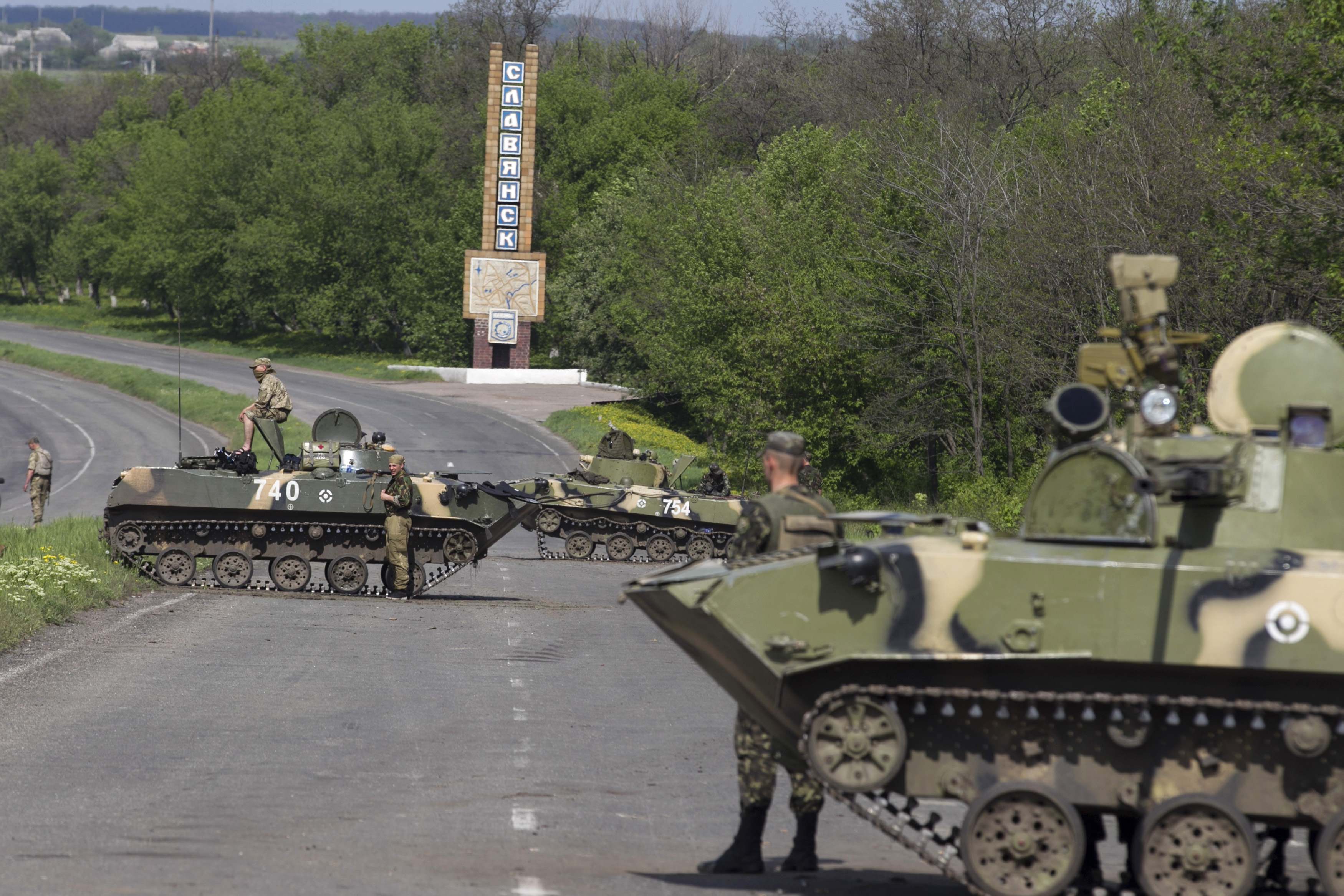 АТО:  Потери террористов по отношению к украинским силовикам составляют 10 к 1