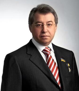 Городской голова Черкасс просит президента уволить губернатора Сергея Тулуба
