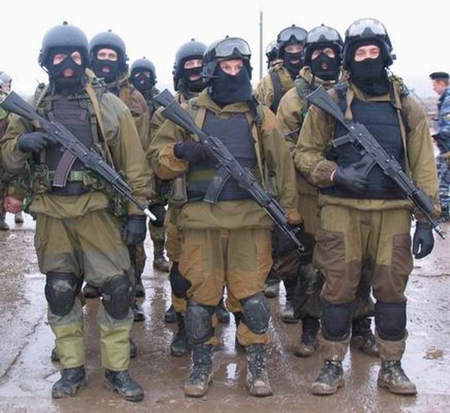 Мнение: Админздания на Донбассе захватывает спецназ России