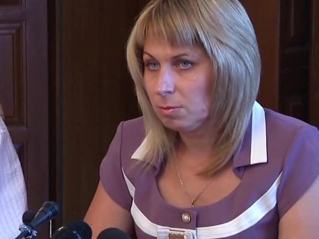 «Министра ЛНР» Лесю Лаптеву доставили из России в Луганск и пытают