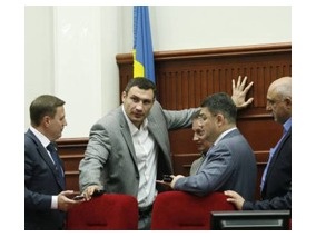 Блок Кличко отказался добавлять денег малообеспеченным киевлянам