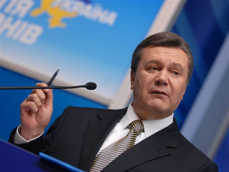 Об этом говорят: Кремль реанимирует политический труп Виктора Януковича
