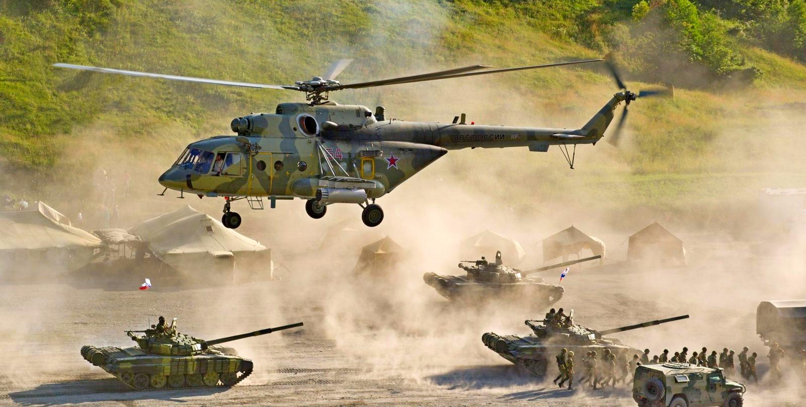 Названы шесть вариантов военной атаки России против Украины