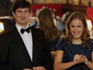 Наталья Королевская таки проводит в парламент своего мужа