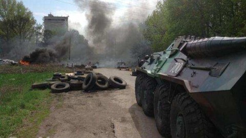 Об этом говорят: АТО в Славянске приостановлена из-за российских войск на границе