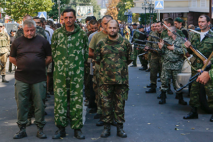 Об этом говорят: Боевиков уговорили не проводить "парад пленных" в Донецке