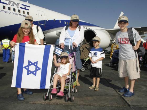 Регионы: Евреи бегут из Мариуполя в Израиль
