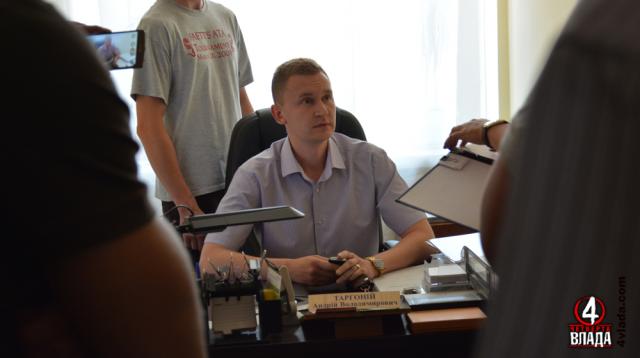 Ровенского прокурора-взяточника Андрея Таргония уволили, и отпустили под залог