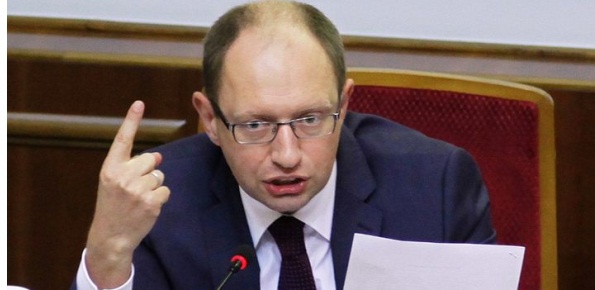 Арсений Яценюк заявил о решении Кабмина подать новые иски против РФ