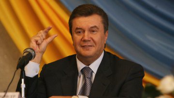 Янукович пошел по стопам Тимошенко – будет возвращать вклады Сбербанка СССР