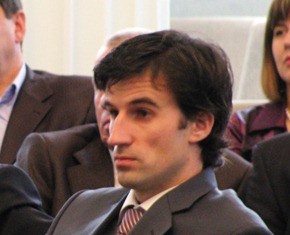 Прокуратура подозревает депутата Черкасского горсовета Максима Булатецкого в избиении милиционеров