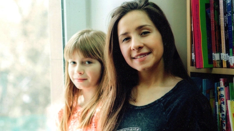 Наталья Яресько подарила дочкам школьницам почти миллион