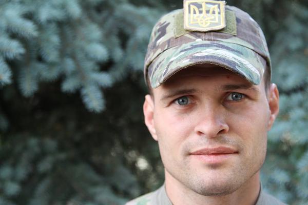 Глава киевской полиции Александр Фацевич спит по три часа в сутки и живет в общежитии