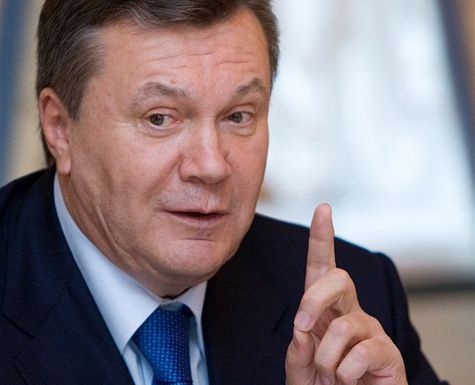 Виктор Янукович уважает, но не признает выбор украинцев