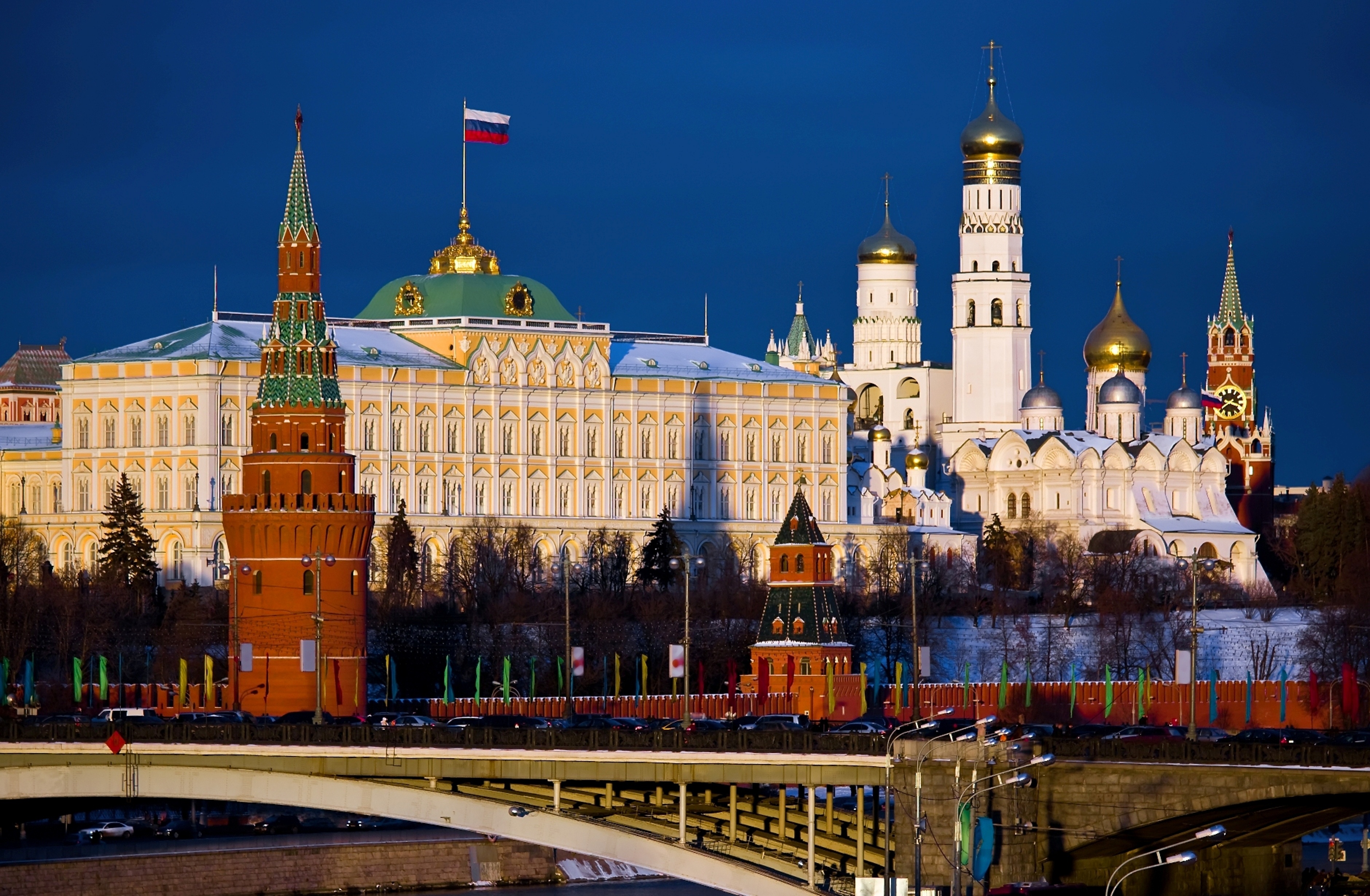 Об этом говорят: посольство США в России по пунктам опровергло пропаганду Кремля