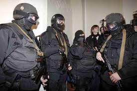Регионы: При осовобождении здания луганского СБУ от террористов будет дана команда стрелять на поражение