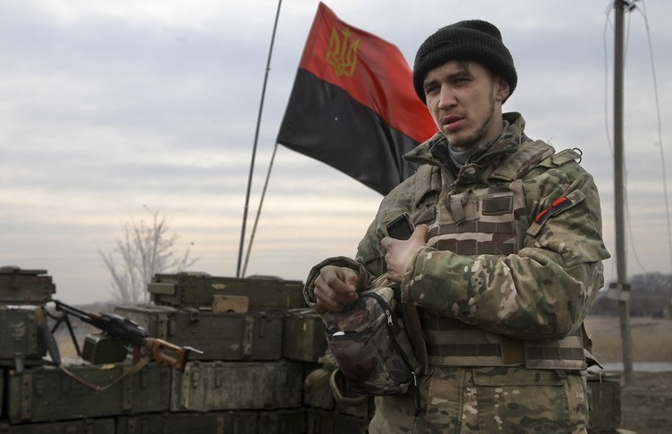 "Правый сектор" поставил блокпост на выезде из Киева