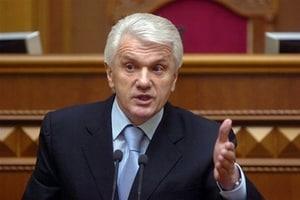 Владимир Литвин рассказал, как депутаты носятся с "высунутыми членами"