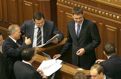 Виктору Януковичу в Раде стало грустно