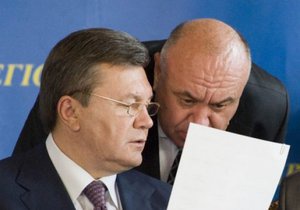 Янукович поздравил Василия Цушко с юбилеем