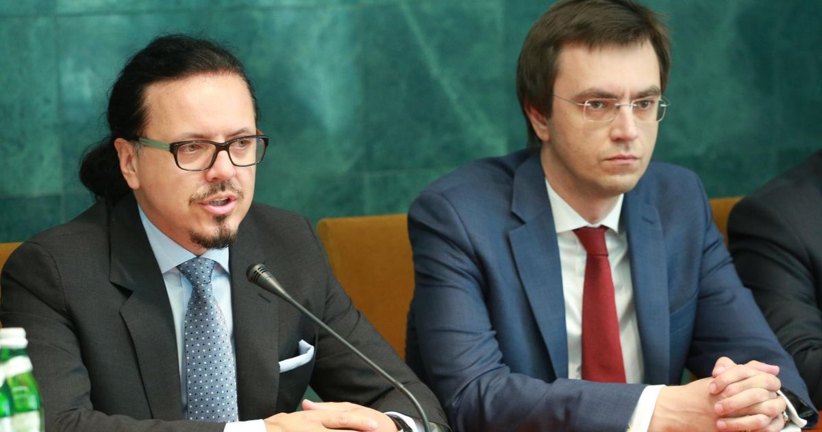 Министр транспорта жаждет отставки главы Укрзализныци
