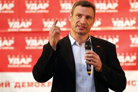 Партия Виталия Кличко обогнала бы Батьківщину на выборах в Верховную Раду