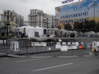 Об этом говорят: На Майдане за неделю сняли 10 палаток за пьянство