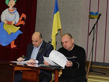 Южноукраинские "тимошенковцы" избрали себе в руководство экс-депутата, которого судили за вымогательство