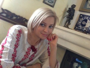 Прокурор АРК Наталья Поклонская не может внятно связать и двух слов. ВИДЕО