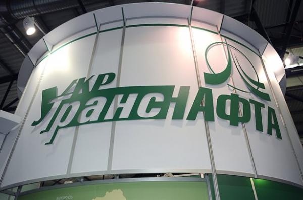 Фирмам, близким к Ахметову и Пашинскому, перепало полмиллиарда "Укртранснафты"