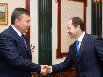 Об этом говорят: Янукович до бегства планировал назначить Сергея Тигипко премьером