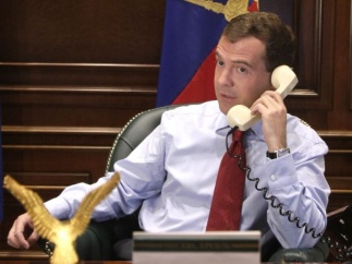 Медведев обвинил Арсения Яценюка в банальном воровстве газа