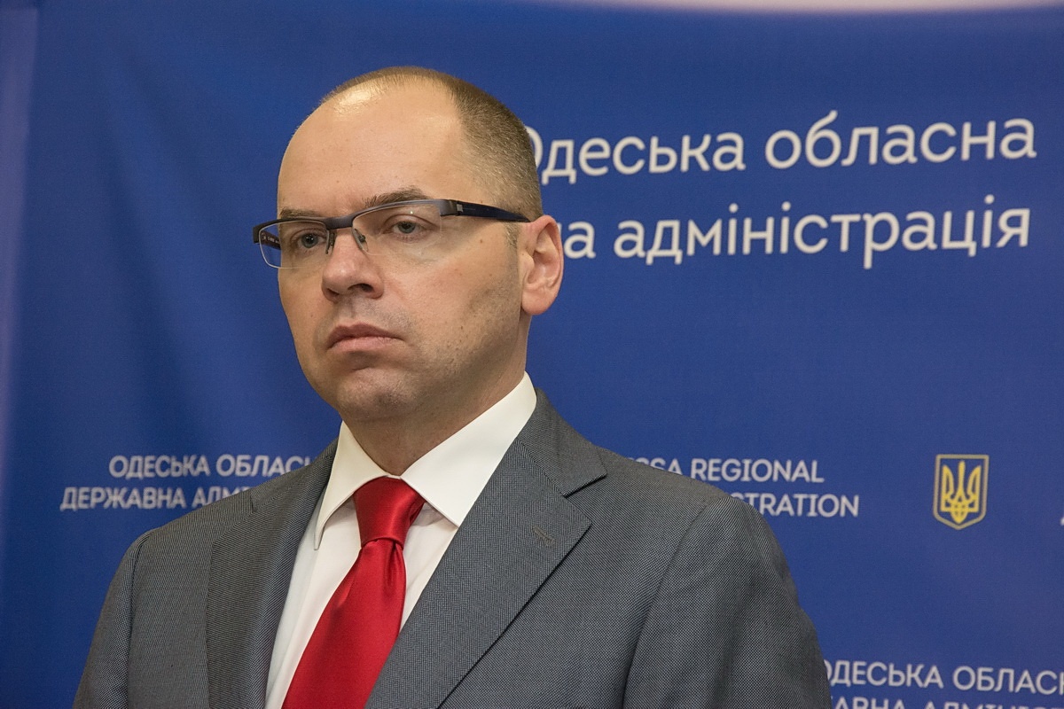 Одесский губернатор внес залог за активиста "Правого сектора"