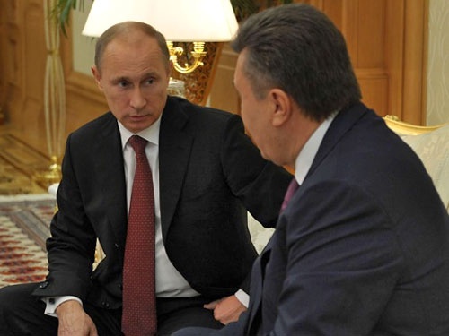 Путин 5 часов убеждал Виктора Януковича отказаться от ЕС