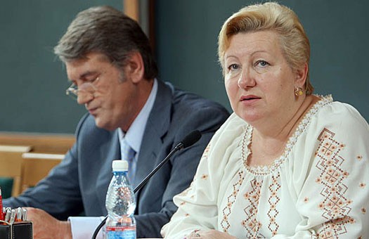 Ульянченко предупредила Медведева, что он сам себе вредит