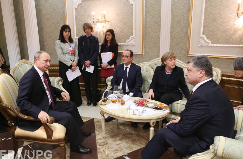 Война на Донбассе: Путин, Олланд и Меркель почти сговорились по Украине