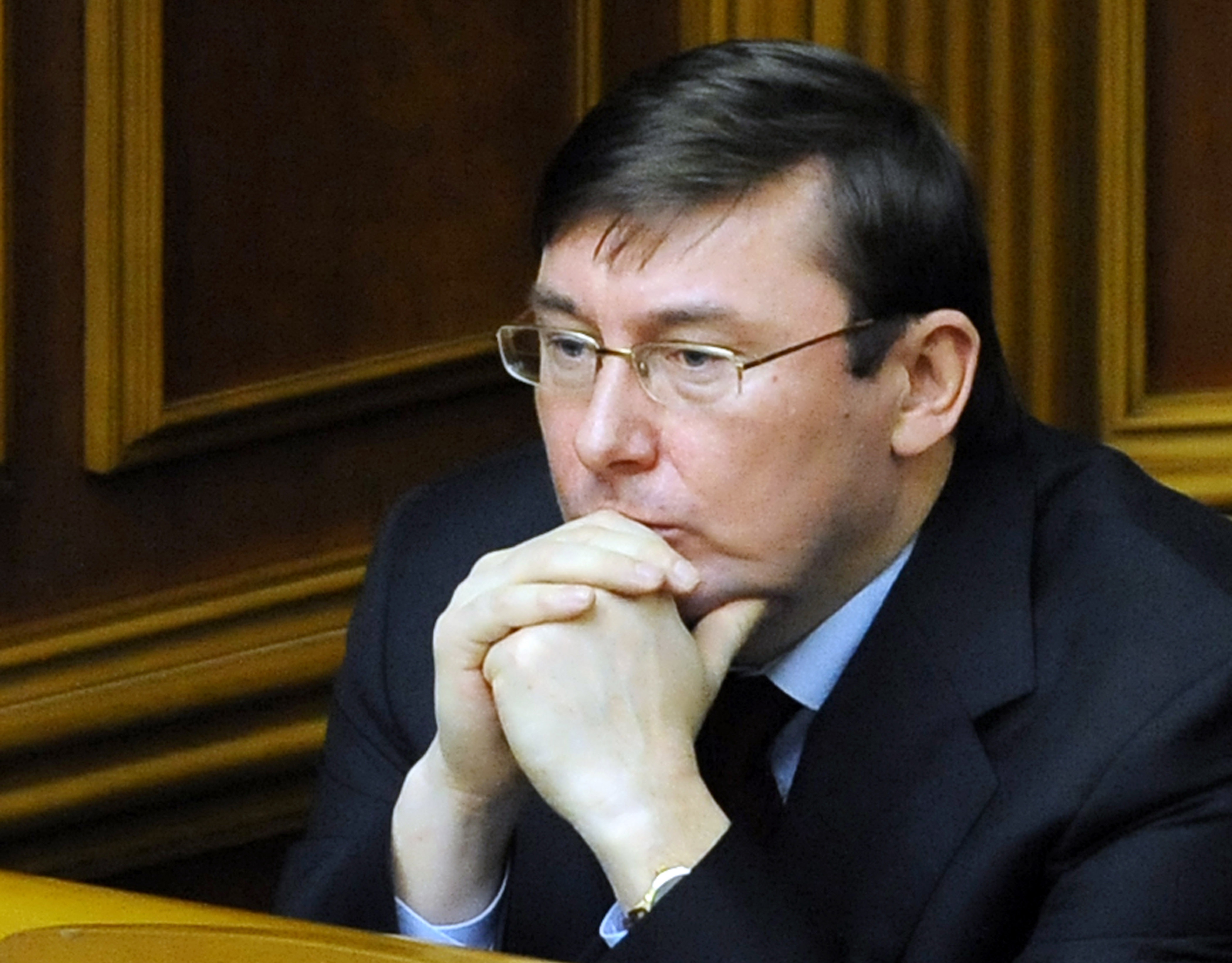 Юрий Луценко не пойдет на декабрьские выборы в Раду