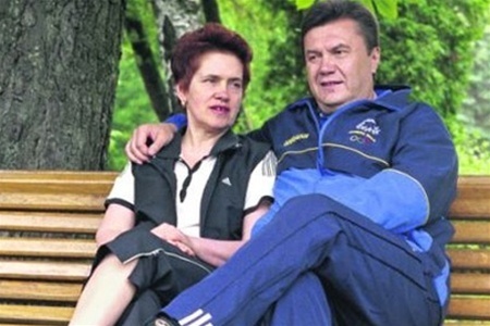 Янукович, его сын и 52 соратника станут персонами нон-грата. Список