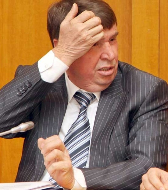 Крымский депутат  Сергей Цеков призвал Россию вмешаться в киевские протесты