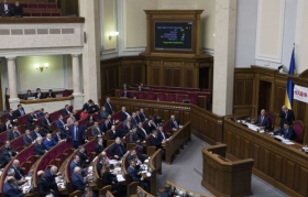 Деньги: Депутаты получают 13 тысяч гривен на аренду жилья