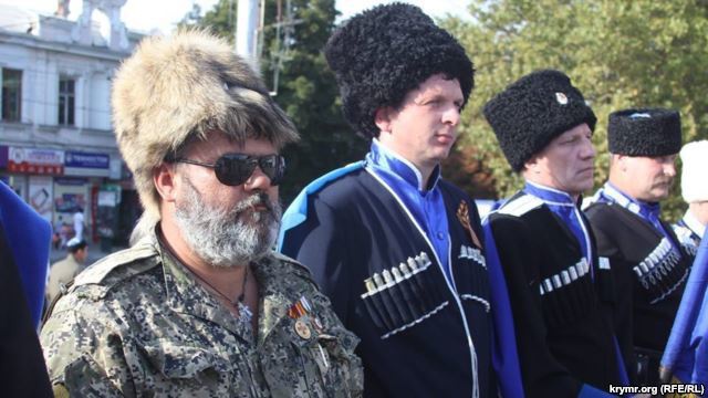 Об этом говорят: Разыскиваемый в РФ казак Бабай спокойно разгуливает в центре Симферополя