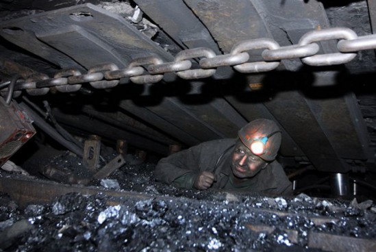 Янукович запустил схему "электроэнергия в обмен на уголь"