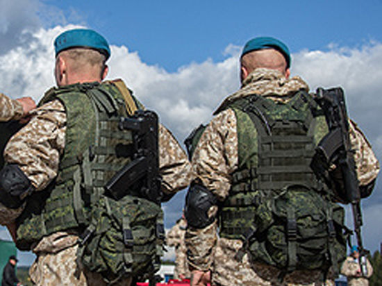 Россия стянула в Крым десантные подразделения