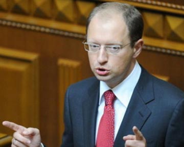 Арсений Яценюк призывает блокировать Раду, пока не введут персональное голосование