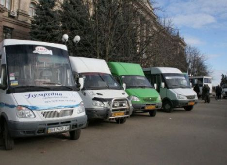 Регионы: Скандальное ЧП ПИК выиграло конкурс по пассажирским перевозкам в Николаеве по большинству маршрутов до 2019 года