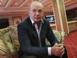 Деньги: Банк Юрия Иванющенко пошел по рукам