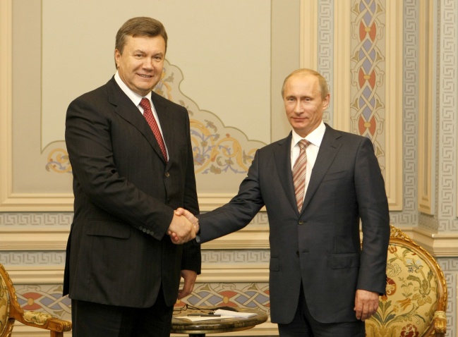 Психологический портрет: Виктор Янукович, несмотря на свою брутальную внешность, трусоват