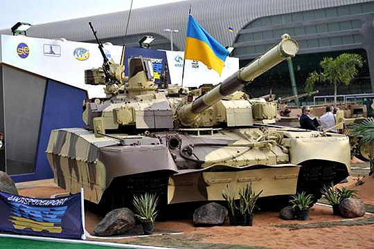 Об этом говорят: Танки с украинской символикой стоят в Миллерово на границе с Украиной