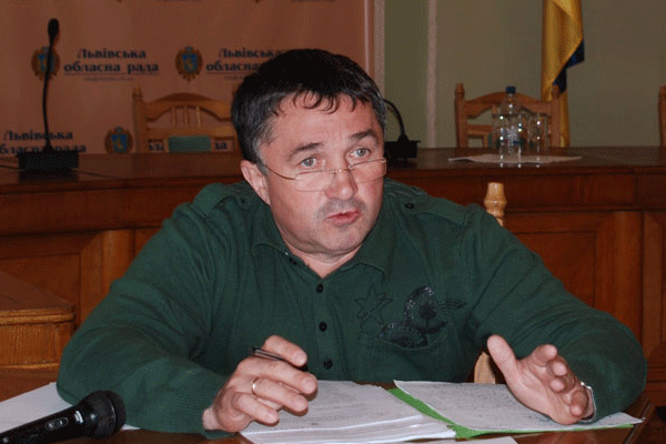 Свободовец Михаил Блавацкий приказал отобрать деньги у волонтеров на Евромайдане